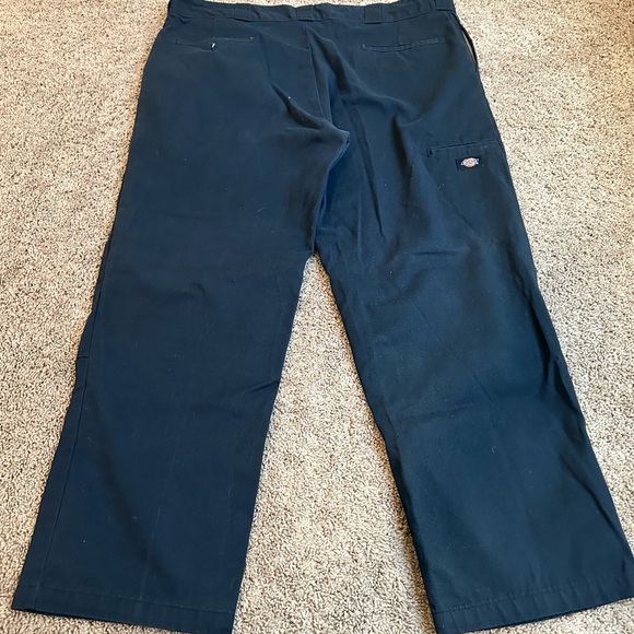 Dickies Men's Loose Fit Black Work Pants 2 Pairs Size 42x30 - Picture 6 of 6